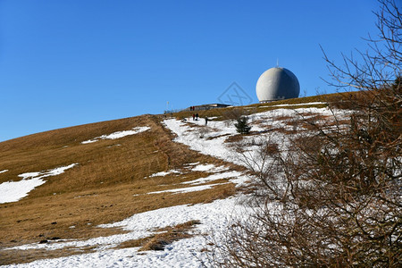 冬季雪景风光背景图片