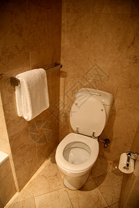 金属墙马布尔和白色托利特的大理石马格朗浴室制造的洗手间家园图片