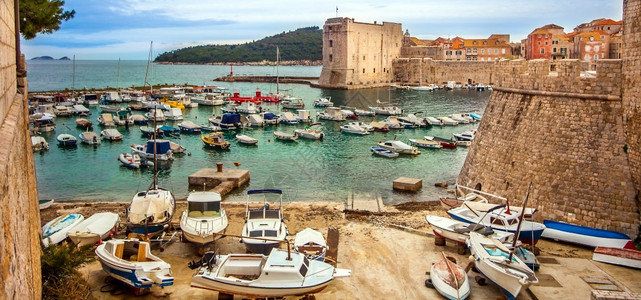 游艇2018年3月4日克罗地亚杜布夫尼克Dubrovnik地中海旅行图片