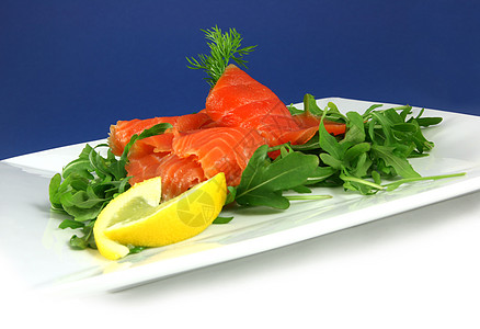 烟熏鲑鱼饮食餐厅起动机蓝色营养食物熏制午餐美食家寿司图片