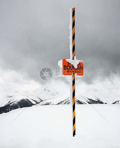 边界标志装备照片警告危险滑雪场娱乐胜地旅游旅行风险图片