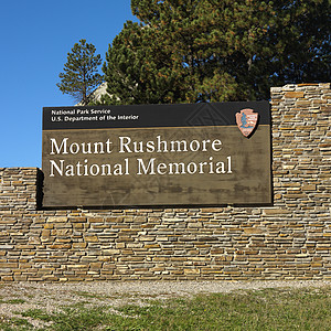 拉什莫尔山的标志旅行国家假期纪念碑正方形入口旅游照片雕刻图片