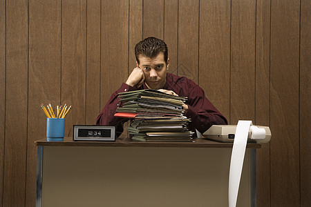 过度劳动的商务人士男人文件夹办公室焦虑商业商务法器经理水平人士图片