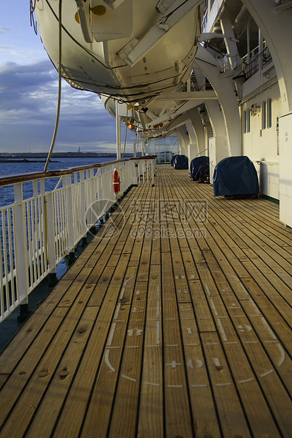 游游轮救生艇白色航程运输甲板浮宫旅行衬垫奢华灰狗图片