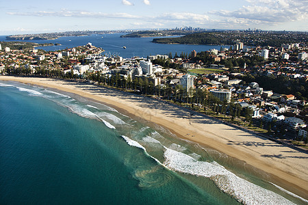 澳大利亚海滩滨海地产海景天线海洋风景摩天大楼海滩波浪城市假期旅游图片