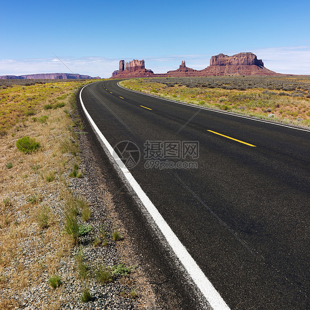 沙漠农村公路图片