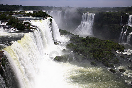 伊瓜苏 Iguazu Iguau 瀑布  大型瀑布森林绿色荒野流动淡水高度岩石图片