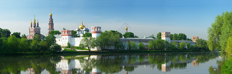 Novodevichy女修道院反射纪念碑回廊天空旅行城堡天炉遗产池塘地标图片