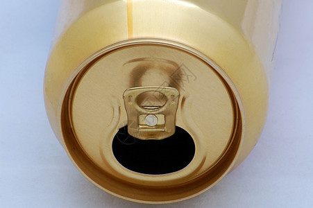 空啤酒罐回收金子饮料酒精垃圾派对饮食金属背景图片