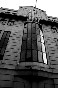 伦敦现代建筑公司办公楼商业玻璃建筑学黑与白背景图片
