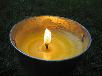 水桶蜡烛图片