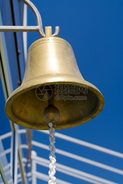 大钟起重机海洋青铜绳索收费栏杆商业天空支撑蓝色图片