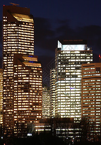 塔楼天空财产玻璃高楼城市市中心工作商业摩天大楼生长图片