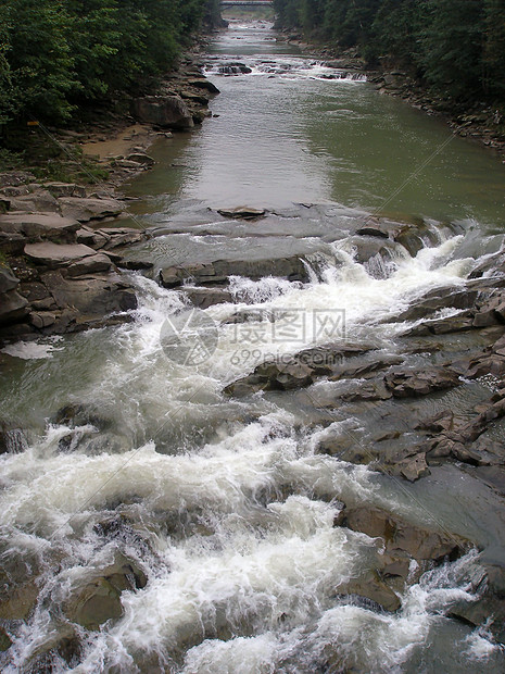 山山河绿色噪音石头洗澡下水道图片