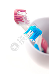 2个牙刷浴室粉色卫生刷子牙科牌匾牙膏矫正预防白色图片