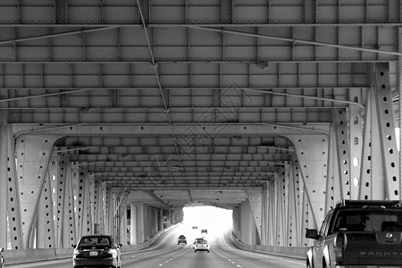 西雅图I-5对面的钢桥图片