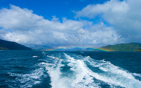告别蓝色踪迹波浪天空小径彩虹日落海浪海洋太阳背景图片