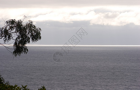 大南瀑布海岸岩石日落爬坡悬崖波浪海洋顶峰海拔图片