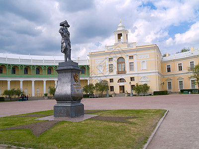帕夫洛夫斯基宫殿图片