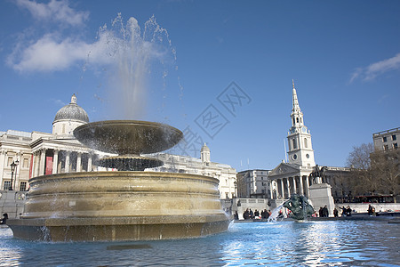 特拉法加尔广场喷泉旅行遗产纪念碑纪念馆雕像柱子地标蓝天英语广场图片