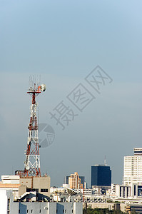 通讯塔城市全球结构地方蓝色建筑天空旅行场景背景图片