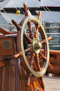 右转器码头港口木头帆船导航游艇航海图片