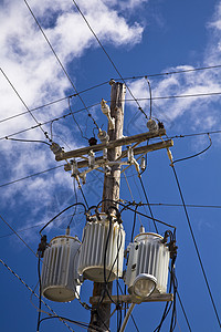 高压电压力量城市线条城市化供电腐蚀工业电气危险活力图片