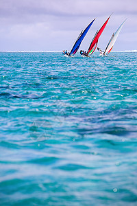 雷加塔旅行自由运输竞赛速度闲暇娱乐导航蓝色海浪图片