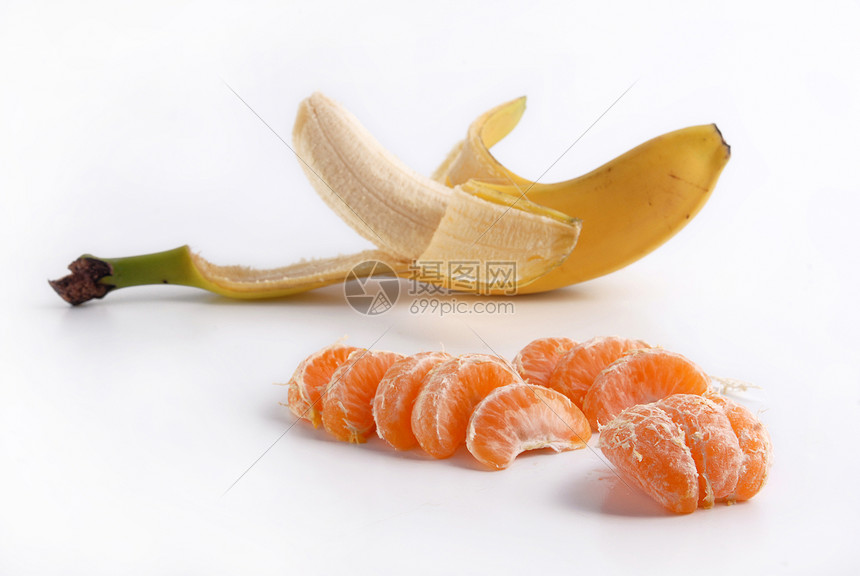 香蕉和橘子切片图片