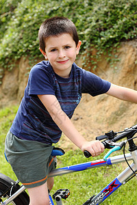 青年自行车车手娱乐高清图片素材
