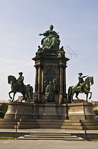 玛丽亚特瑞西亚皇后正方形艺术雕像纪念馆博物馆传统皇帝青铜雕塑图片