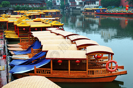 清怀河的轮船线历史市中心游客航行旅游灯笼文化运输旅行码头图片