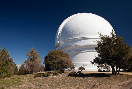 帕洛马山穹顶望远镜顶峰土地天体宇宙学科学圆顶物理学沙漠大学白色图片