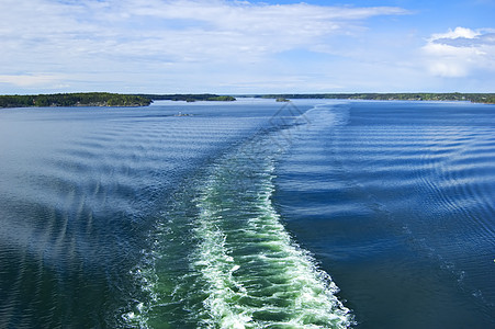 瑞典群岛蓝色海浪爬坡风景悬崖码头地平线海岸支撑天空图片