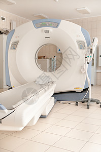 CAT 扫描机技术放射科电影医院白色药品桌子检查电脑实验室图片
