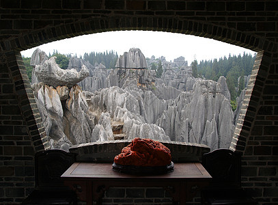 中国的石林国家公园中国遗产地质学公园旅行晴天假期钟乳石观光森林国家图片