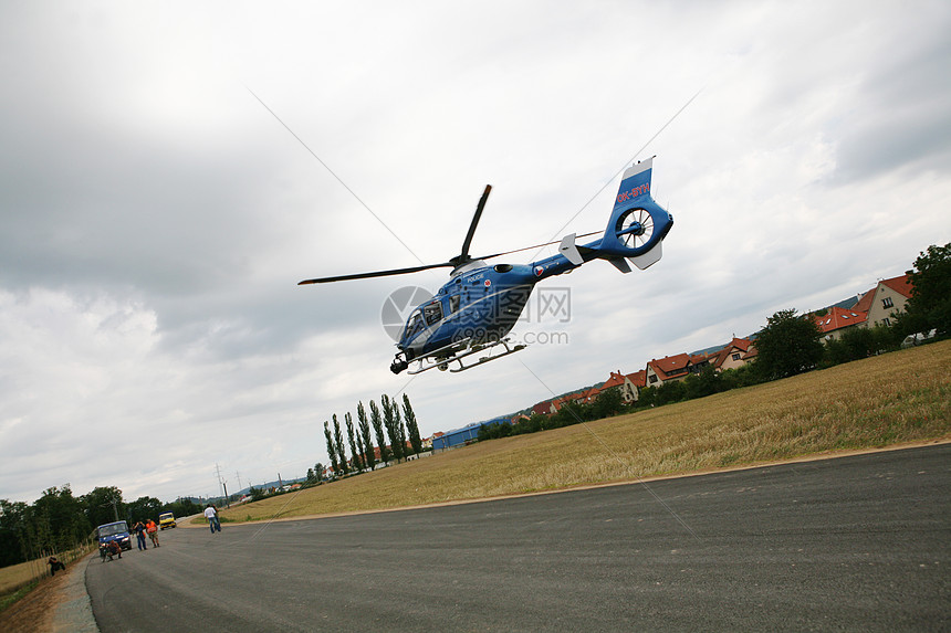 警务直升机救援飞机翅膀旅行法律警察货物解脱送货导航图片