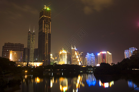 深圳城在夜里图片