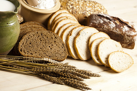 面包饼植物饮食烹饪农民面包收获厨房早餐熟食大麦图片