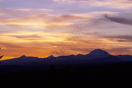拉森山日落a图片