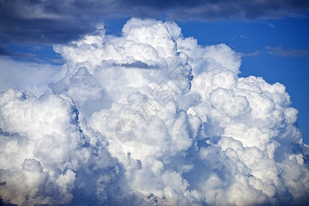 大雷雨云和蓝天空风暴蓝色天空云景气象多云沉淀天堂天气白色图片