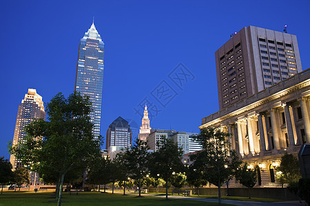 蓝色克利夫兰摩天大楼结构建筑风光景观水平都市办公楼天际城市背景图片