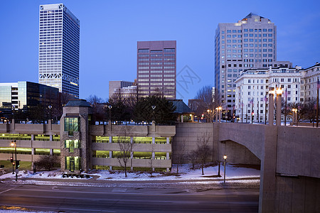 在密尔沃基的蓝色清晨名楼旅游旅行建筑学景观街道城市生活结构目的地市中心图片