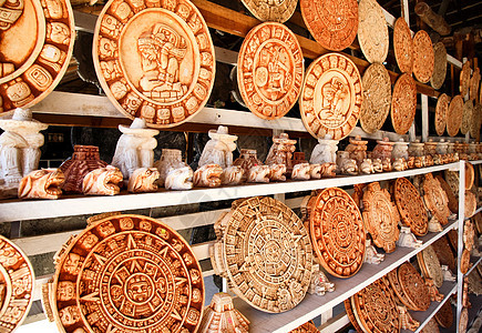 墨西哥手工艺品制品工艺雕刻木头宗教雕像面孔盘子陶瓷面具图片