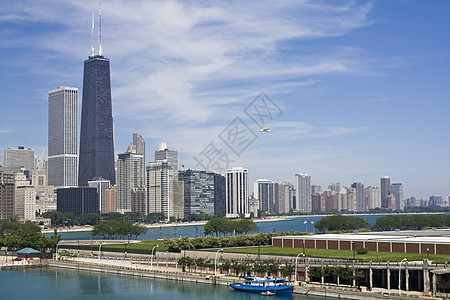 芝加哥惊人金色海岸都市摩天大楼办公楼城市建筑景观城市生活全景市中心路灯图片