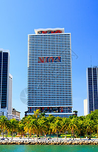 迈阿密市中心高楼大楼大德公寓办公室海湾蓝色城市海岸商业晴天建筑学图片