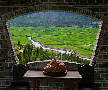利江的风景游客反射观光椅子村庄土地扇形寺庙房子桌子图片