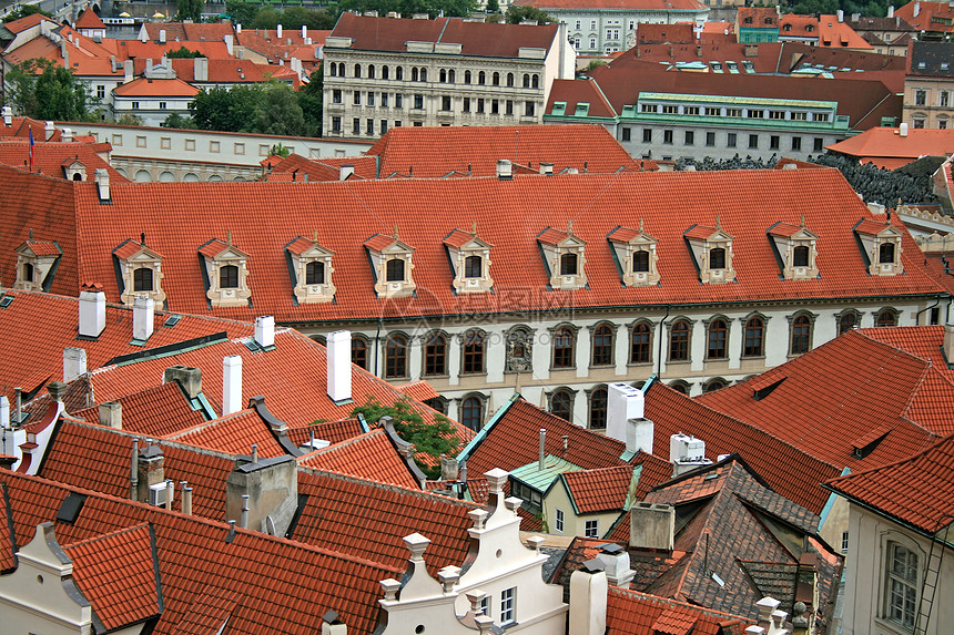 布拉格的空中观察住宅街道中心游客首都宗教国家旅行剧院议会图片
