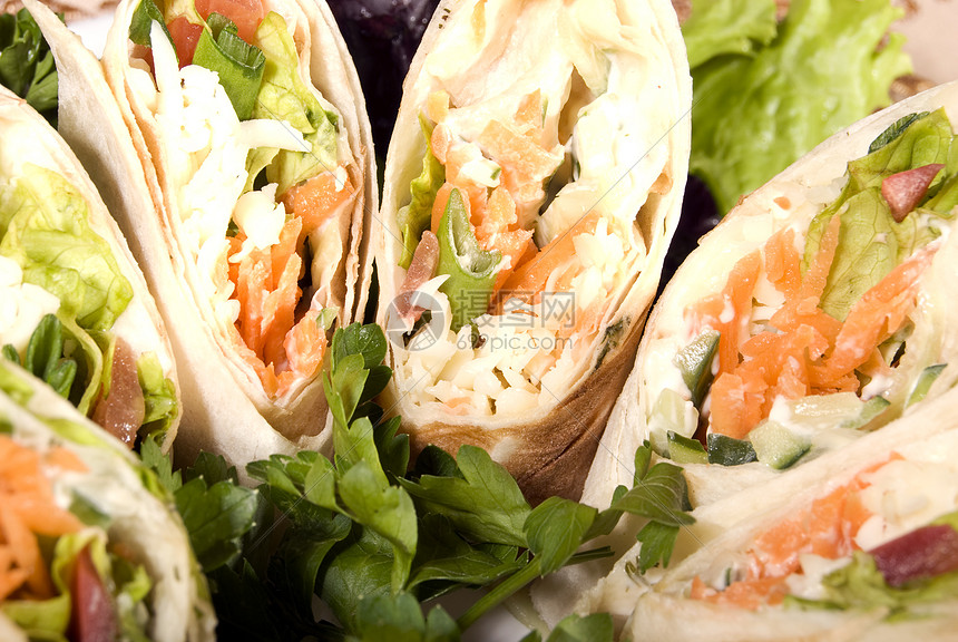 蔬菜开胃菜香菜桌布烹饪餐厅面团沙拉晚餐服务三角形奢华图片
