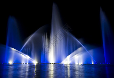 水展示魔法灯展汉堡音乐城市照明辉光旅游溪流夜景图片